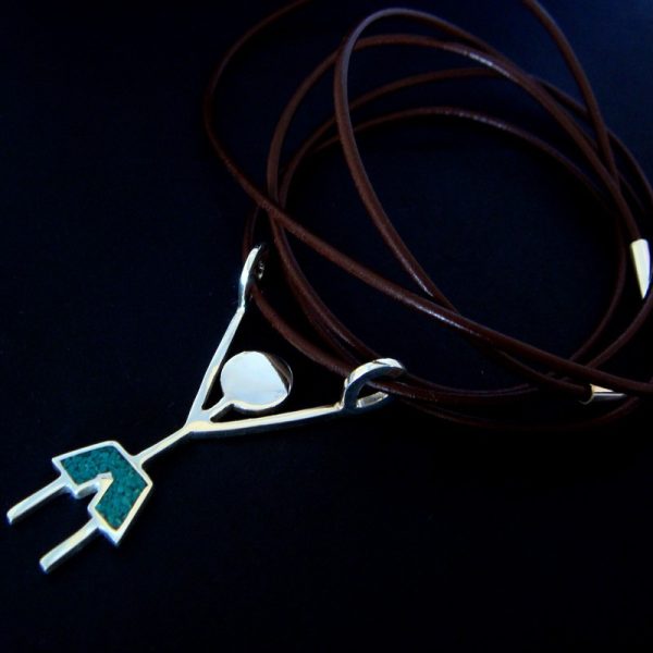 Pingente Menino com Inlay de Turquesa